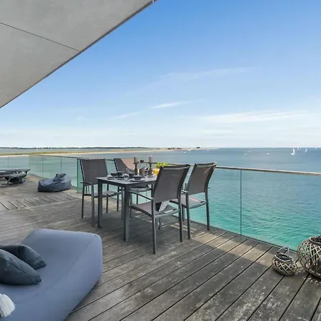Penthouse Apartment Olpenitz